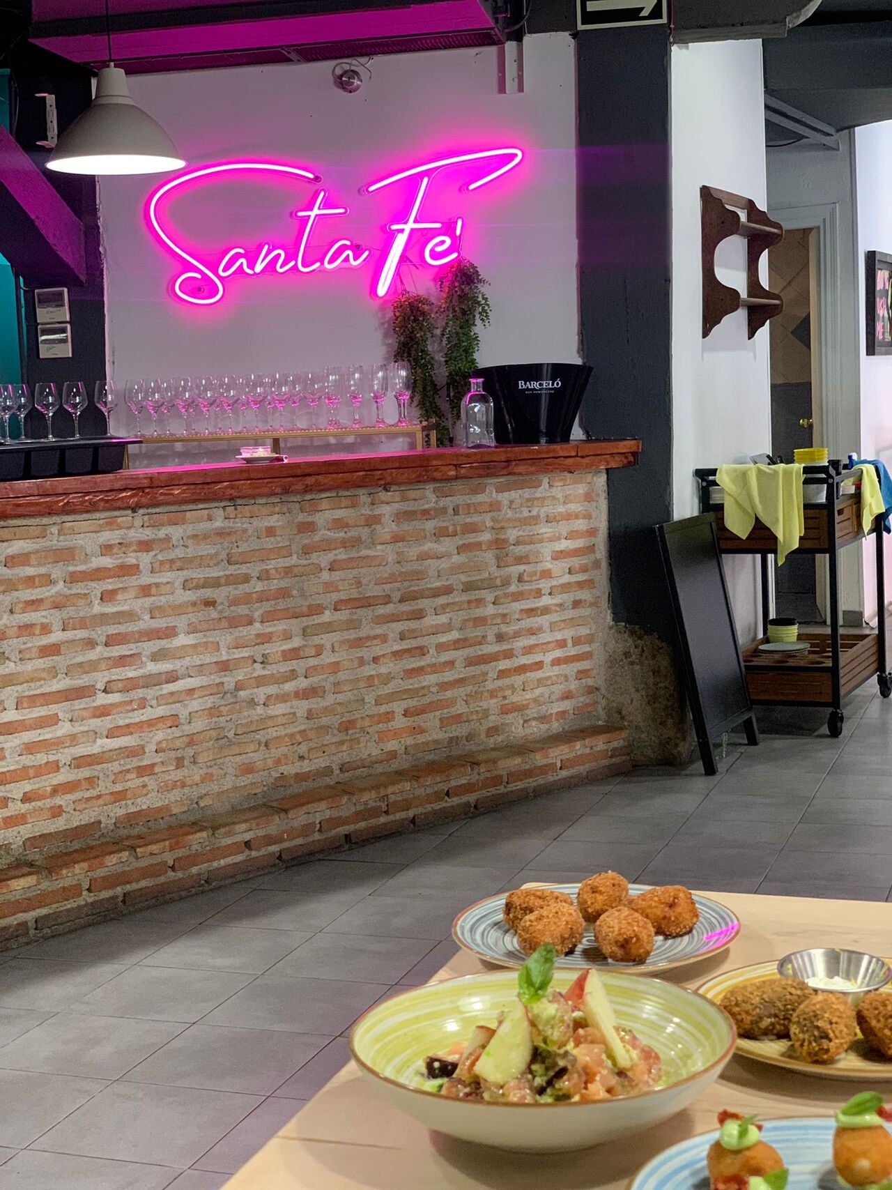 Bar Santa Fe - Futbol Sport Bar - Pizzería