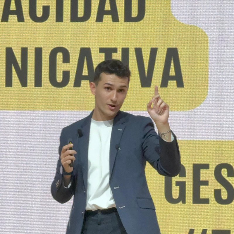 Daniel Nieto, alumno de Florida Universitària, un referente del futuro logístico