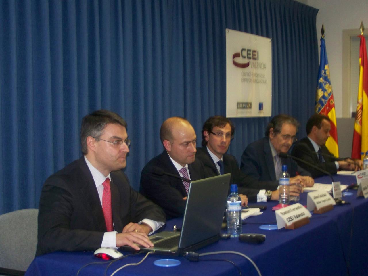 Mesa ponentes foro de financiacin 2008 CEEI Valencia