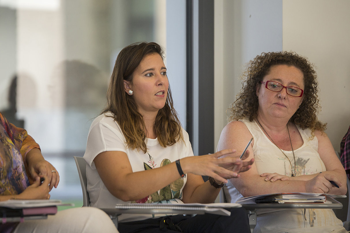 Pilar Aguado y Carmen Blasco en el Comit de Programacin del DPECV2015