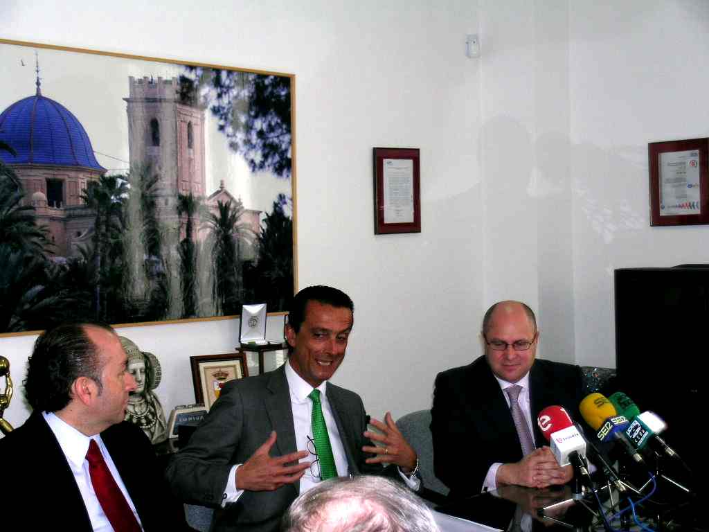 RPrensa-100325-12